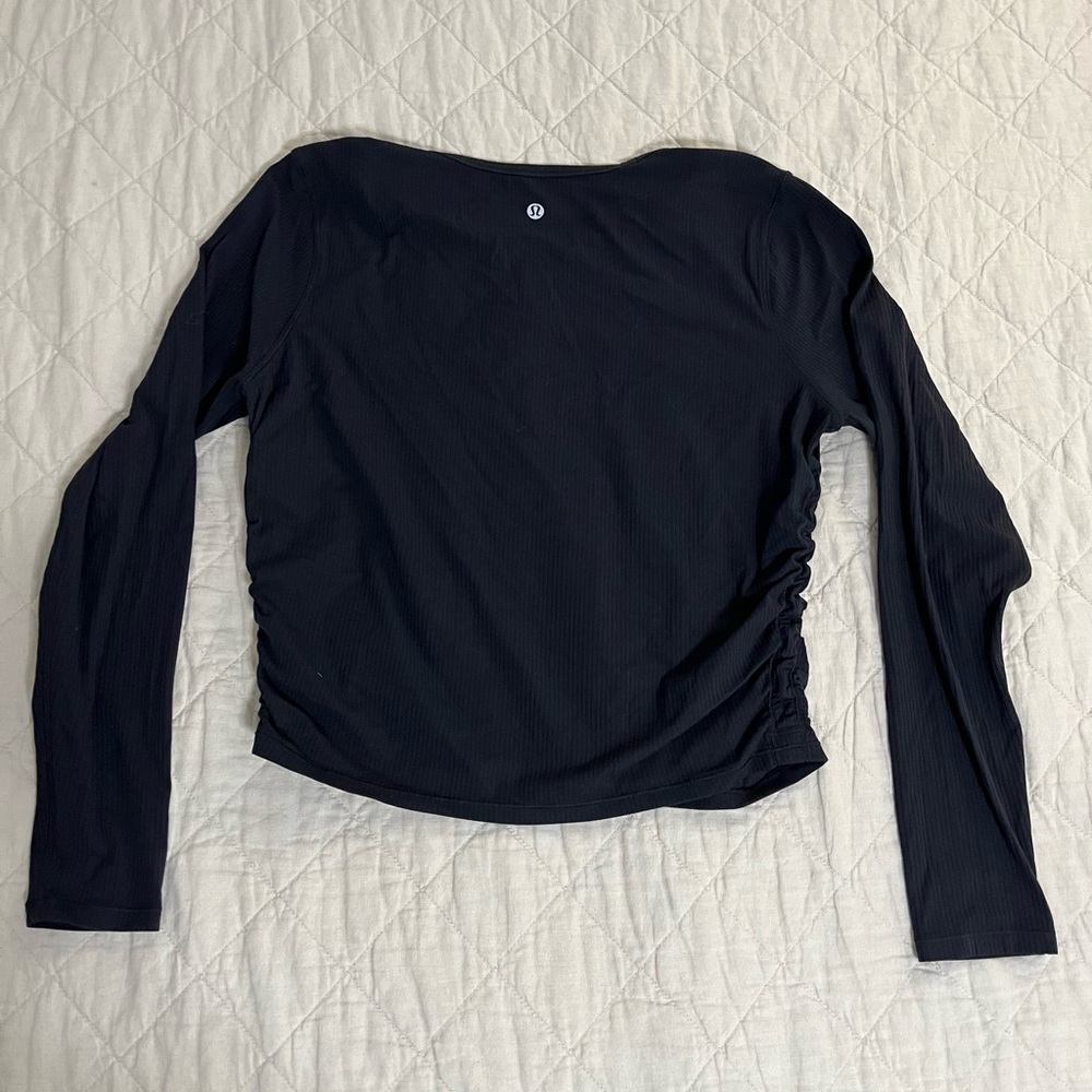 LULULEMON LONG SLEEVE